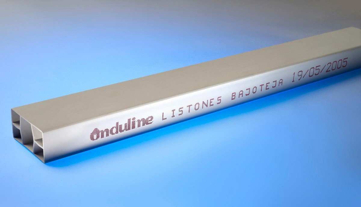 Hitachi UX-B (65 µm)